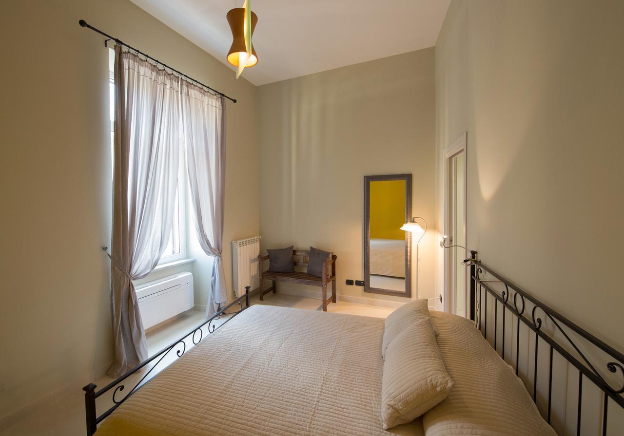 Duomo Regina Apartments Napoli Exterior foto